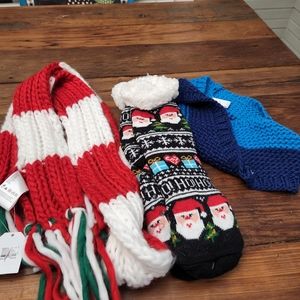 CHRISTMAS SCARF CHRISTMAS SOCKS AND BLUE KNITTED SCARF